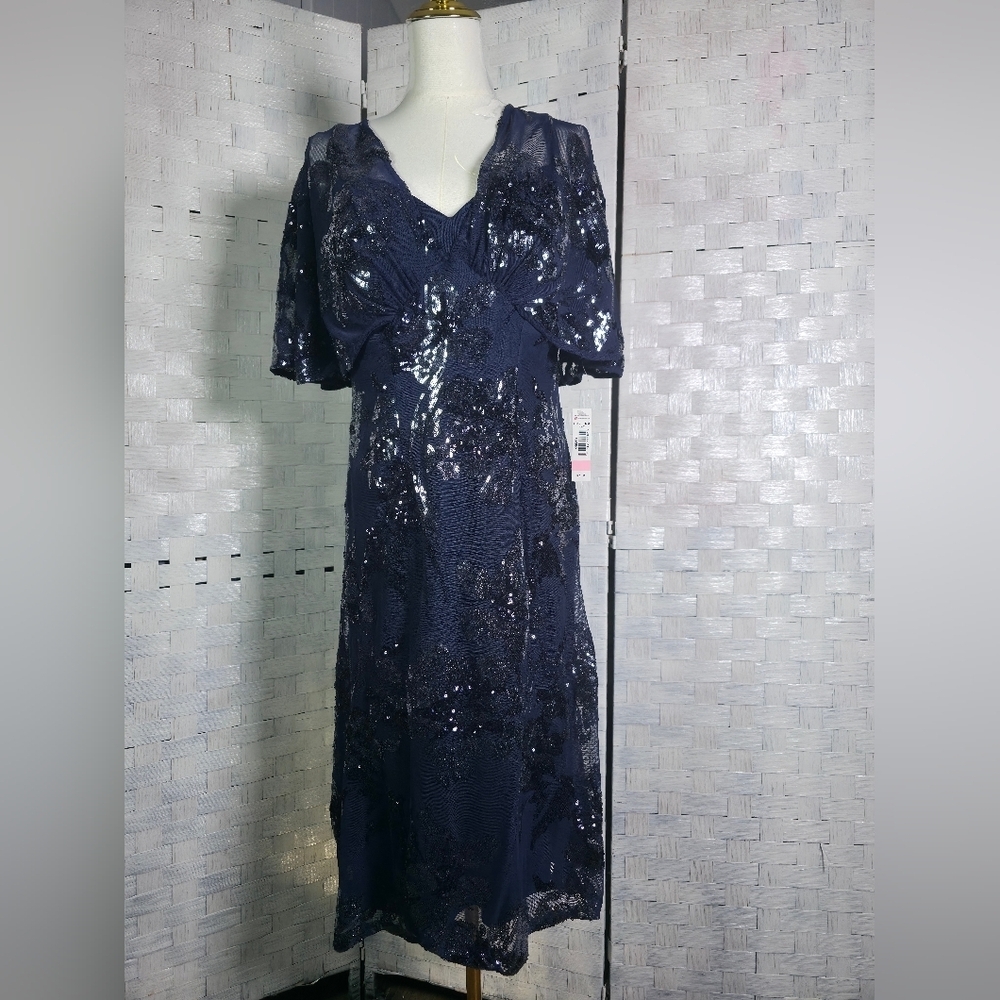 R&M RICHARDS SEQUIN DRESS - Picture 3 of 11